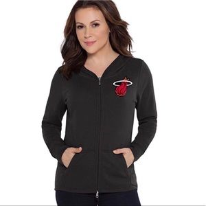 🆕 Touch by Alyssa Milano Miami Heat Tackle Hoodie